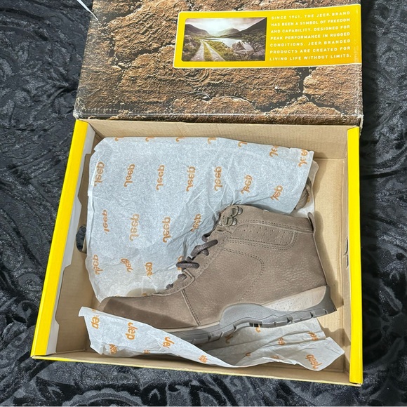 Jeep new boots - Picture 2 of 5